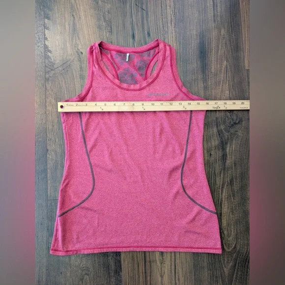 BUNDLE of Women’s Brooks Running Dark Pink and Light Blue Tank Tops Size Small - Picture 4 of 11